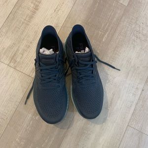 New balance x fresh foam sneaker NWT